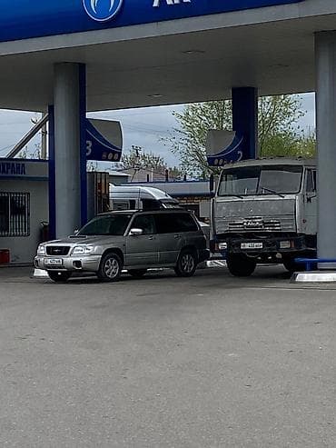 Subaru Forester: 2000 г., 2 л, Бензин, Универсал — 1