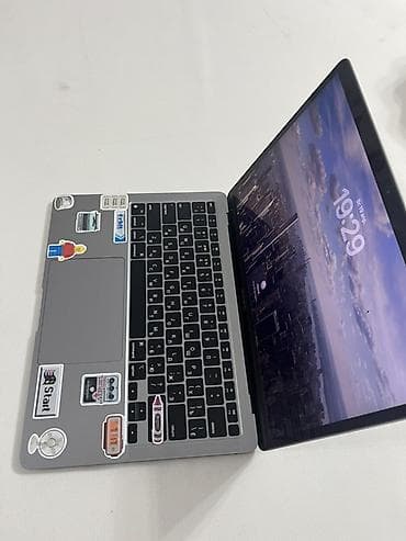 tab s7 plus: Apple MacBook (серия с подсветкой клавиатуры и сканер отпечатка — 2