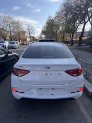 Продажа авто: Hyundai : 2019 г., 1.6 л, Автомат, Бензин, Седан — 3