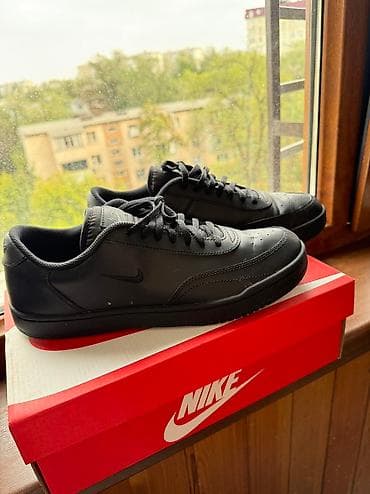 Туфлилер: Эркектердин кроссовкасы, 44, Nike, Жаңы, түсү - Кара, Өзү алып кетүү — 1