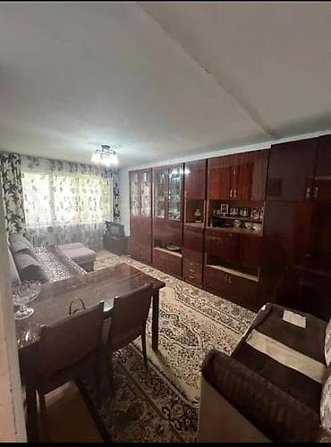 Батирлер: 2 бөлмө, 43 м², 104-серия, 1 кабат, Эски ремонт — 3