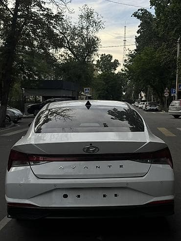 geely e5: Hyundai Avante: 2021 г., 1.6 л, Автомат, Гибрид, Седан — 3