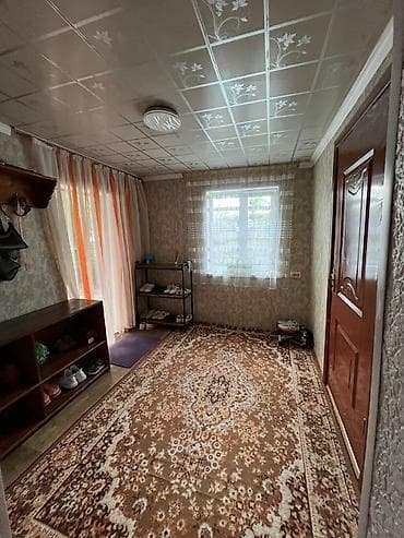 дом комната: Дом с участком. Отдельно стоящий одноэтажный жилой дом с двускатной — 4
