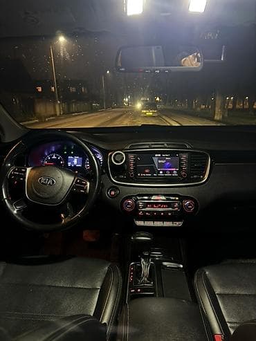 q 7: Kia Sorento: 2018 г., Кроссовер — 5