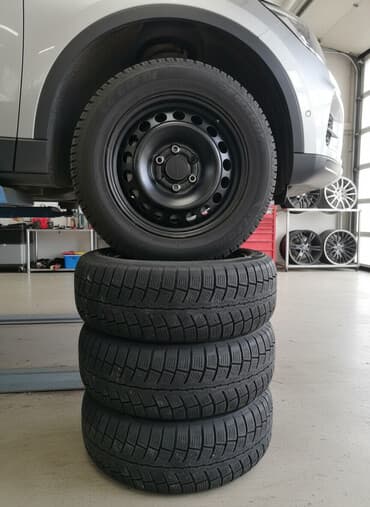 шины на зиму: Шины 265 / 65 / R 17, Зима, Комплект, Легковые — 1