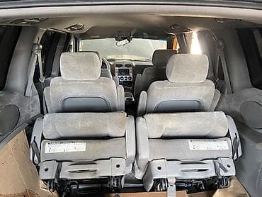 w201 190: Kia Carnival: 2004 г., 2.4 л, Механика, Бензин, Минивэн — 3