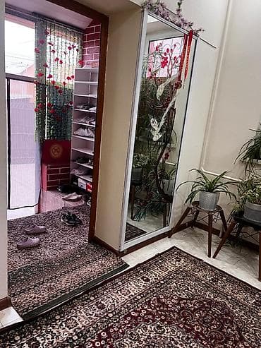 Продажа домов: Продается 2этажный дом + цоколь с ухоженным участком 6 соток сзади — 4