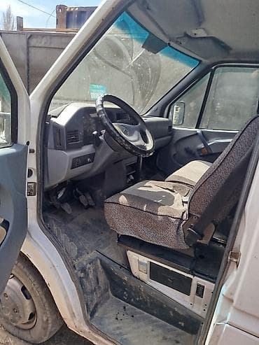 subaru forester2003: Грузовик, Mercedes-Benz, Стандарт, 4 т, Б/у — 2