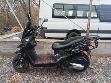 Скутер на ходу без косяков