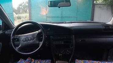 Audi 100: 1994 г., Механика, Седан — 4