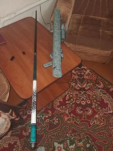 футболный кета: Кий для бильярда с чехлом. - Разборный кий из двух частей: турняк с — 1