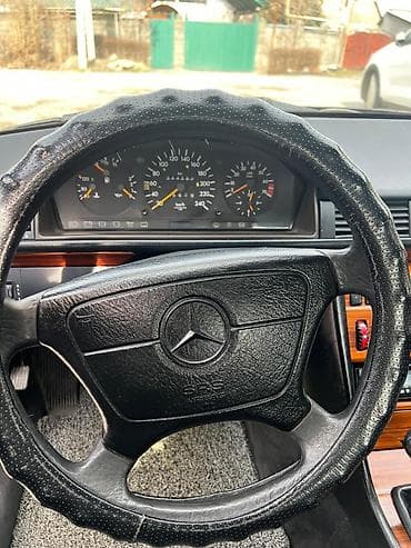 mers luparik: Mercedes-Benz W124: 1993 г., 2 л, Механика, Бензин, Седан — 6