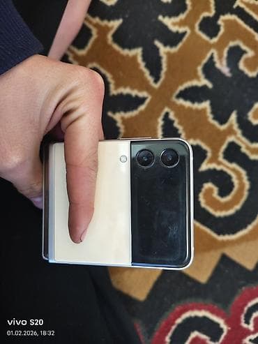 a 11: Samsung Galaxy Z Flip 3, Новый, 256 ГБ — 4