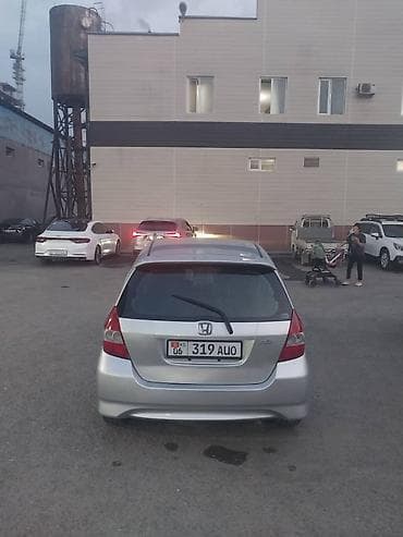 токмок авто машина: Honda Fit: 2003 г., 1.3 л, Вариатор, Бензин, Хетчбек — 4