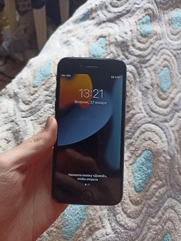 IPhone 7, Б/у, 32 ГБ, Черный, 100 %