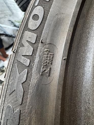 Транспорт: Шины 275 / 35 / R 20, Лето, Б/у, Комплект, Легковые, Франция, Michelin — 10