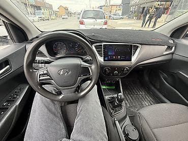 kia ceed: Hyundai Solaris: 2018 г., 1.6 л, Ручные, Седан — 5