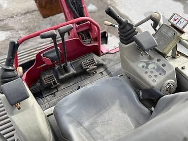 yto traktor: Экскаватор, Гусеничный — 7