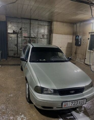 Daewoo Nexia: 2005 г., 1.5 л, Механика, Бензин, Седан