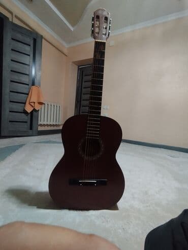 Комузы: Гитары — 3