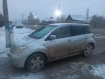Скупка авто: Toyota ist: 2002 г., 1.5 л, Автомат, Бензин, Хэтчбэк — 5