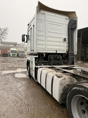 т 130 купить: Тягач, Renault, 2009 г., Тентованный — 6
