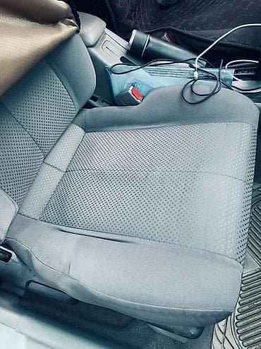 конда: Mazda 323: 2000 г., 1.6 л, Автомат, Бензин, Хэтчбэк — 5