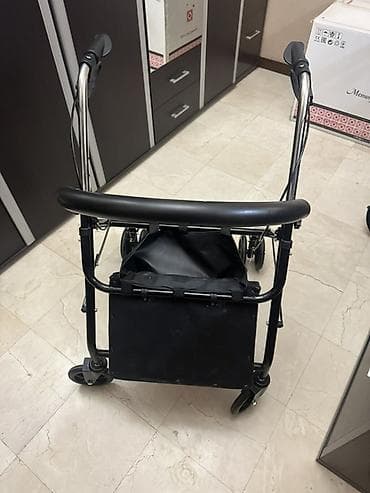 Коляска, цвет - Черный, Б/у