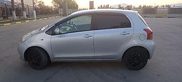 e53 4 8: Toyota Vitz: 2005 г., 1 л, Вариатор, Бензин, Седан — 4