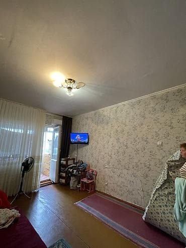 реалтор: 1 комната, 40 м², 105 серия, 4 этаж, Косметический ремонт — 7