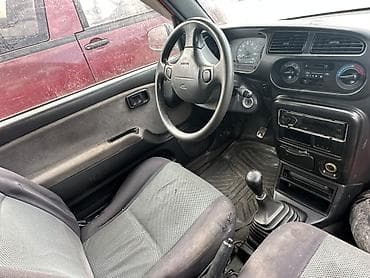 Daihatsu Cuore: 2001 г., 1 л, Механика, Бензин, Хэтчбэк — 6