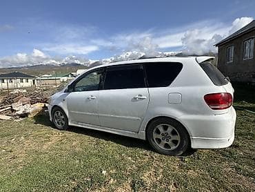 Toyota Ipsum: 2003 г., 2.4 л, Автомат, Бензин, Минивэн