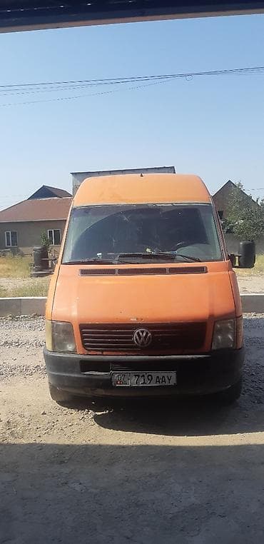 Volkswagen : 2002 г., 2.2 л, Механика, Дизель, Бус