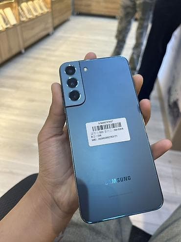 watch samsung: Samsung Galaxy S22, 256 ГБ, цвет - Голубой — 4