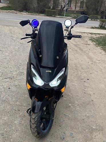 m112 3 2: На продаже скутер макси 😍🖤 Состояние хорошая Матор зверь 180 куб — 2