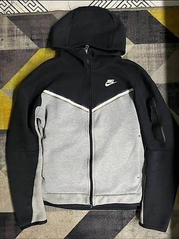 Толстовки: Мужская толстовка, M, Nike, Новый, цвет - Черный, Самовывоз, Платная доставка — 1