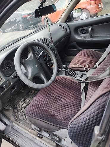 Mitsubishi Lancer: 1995 г., 2 л, Кол менен иштөөчү, Седан — 3
