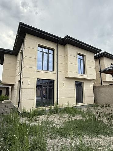 Продам Двухэтажный современный дом площадью 235 м2. В доме просторные