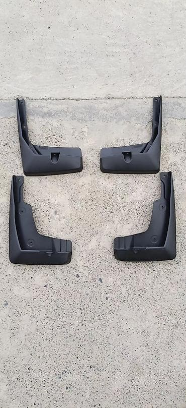4x4: Брызговики камри 55ка se/le/xle 15-17 usa качество хорошее комплект — 1