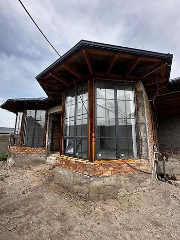 4: 🏡 Продается современный дом в районе Арча-Бешик 📍 ул. Абдыкаимова — 1