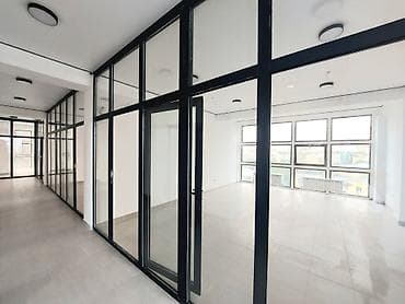 novotel: Сдаётся помещение от 15 до 120кв.м в бизнес-центре рядом с Novotel — 1