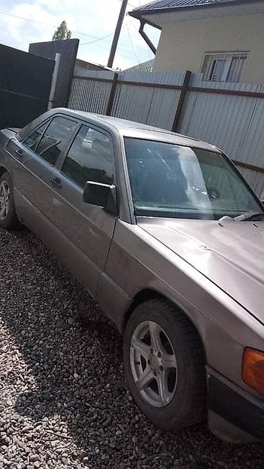 mercedes benz mb 100: Mercedes-Benz 190: 1990 г., 2 л, Механика, Дизель, Седан — 4