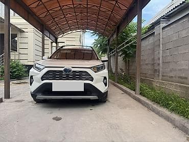 Toyota RAV4: 2021 г., 2.5 л, Автомат, Гибрид, Кроссовер — 1