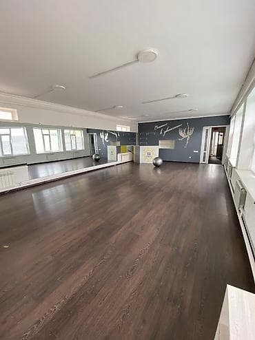 red centr: Бакаева/Гагарина Сдается помещение под офис Площадь: 121м2 Первая — 10