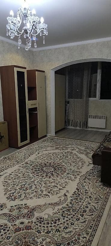1 бөлмө, Кыймылсыз мүлк агенттиги, Толугу менен эмереги бар