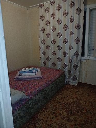 Бөлмөлөр: Сдаются комнаты 2 х 3х 5ти местный номера. Есть кухня парковка — 1