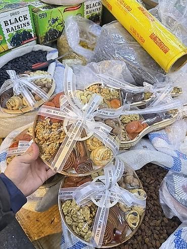 автомат жевачек: Подарочные наборы орехов и сухофруктов в круглых и лодочных боксах - — 4