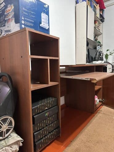 стол для компьютера на: Компьютердик үстөлү, Колдонулган, Текчелери бар — 3