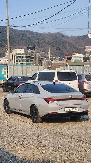 хундай кано: Hyundai Avante: 2021 г., Седан — 4