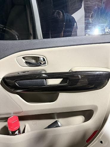 кич карнивал: Kia Carnival: 2019 г., 2.2 л, Автомат, Дизель, Минивэн — 10